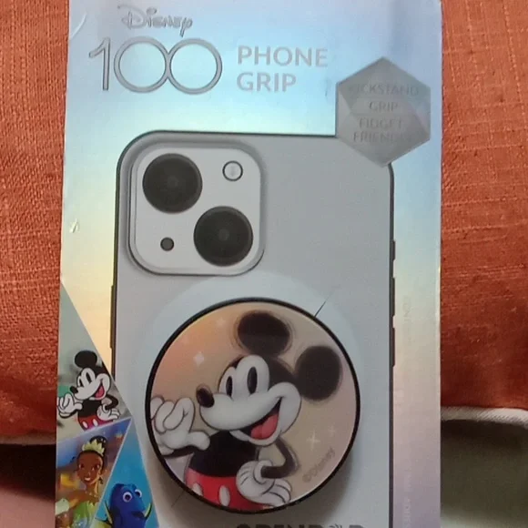 Mickey pop socket. - Picture 4 of 4